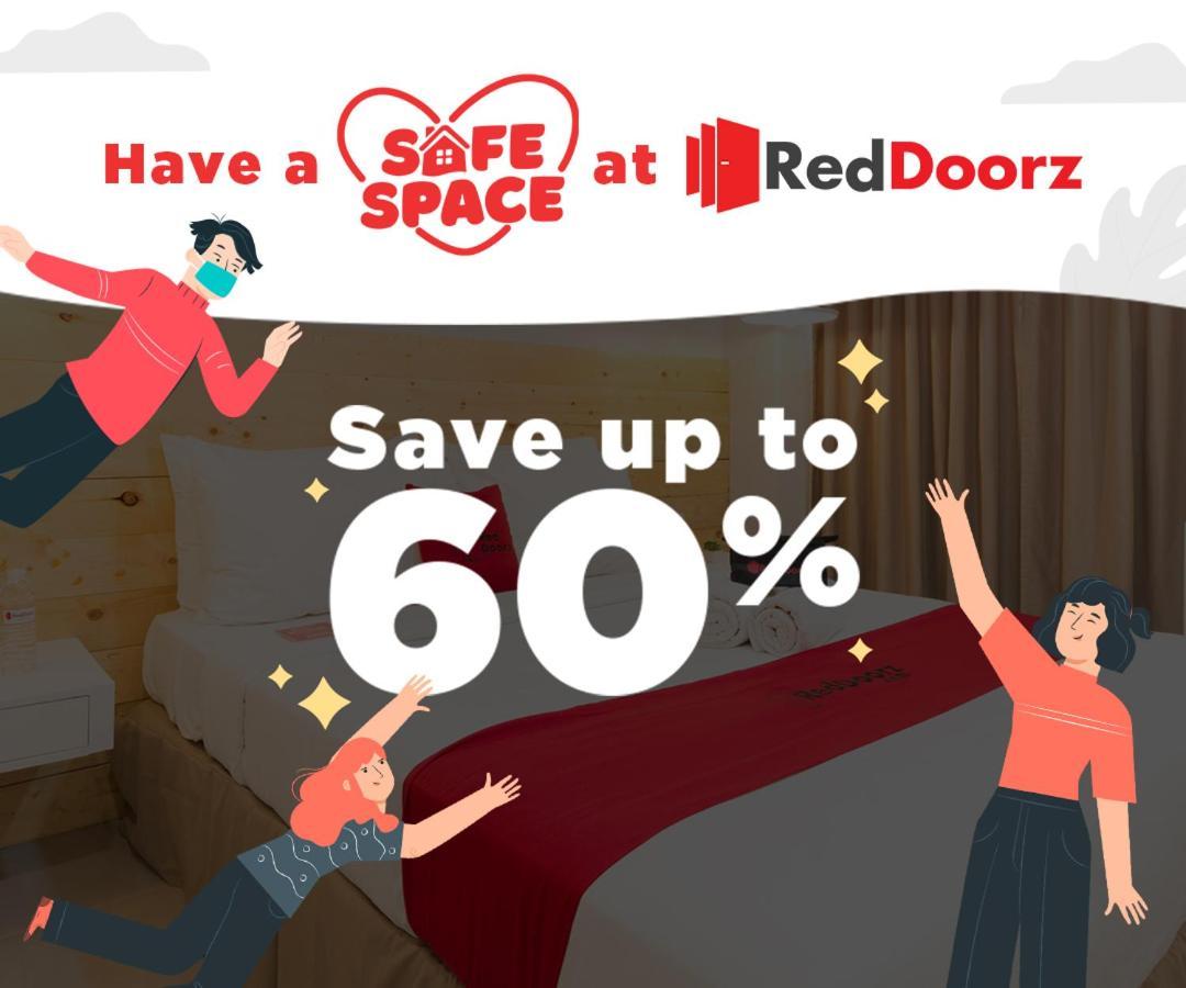 Reddoorz Plus @ Poblacion Makati Makati City Esterno foto