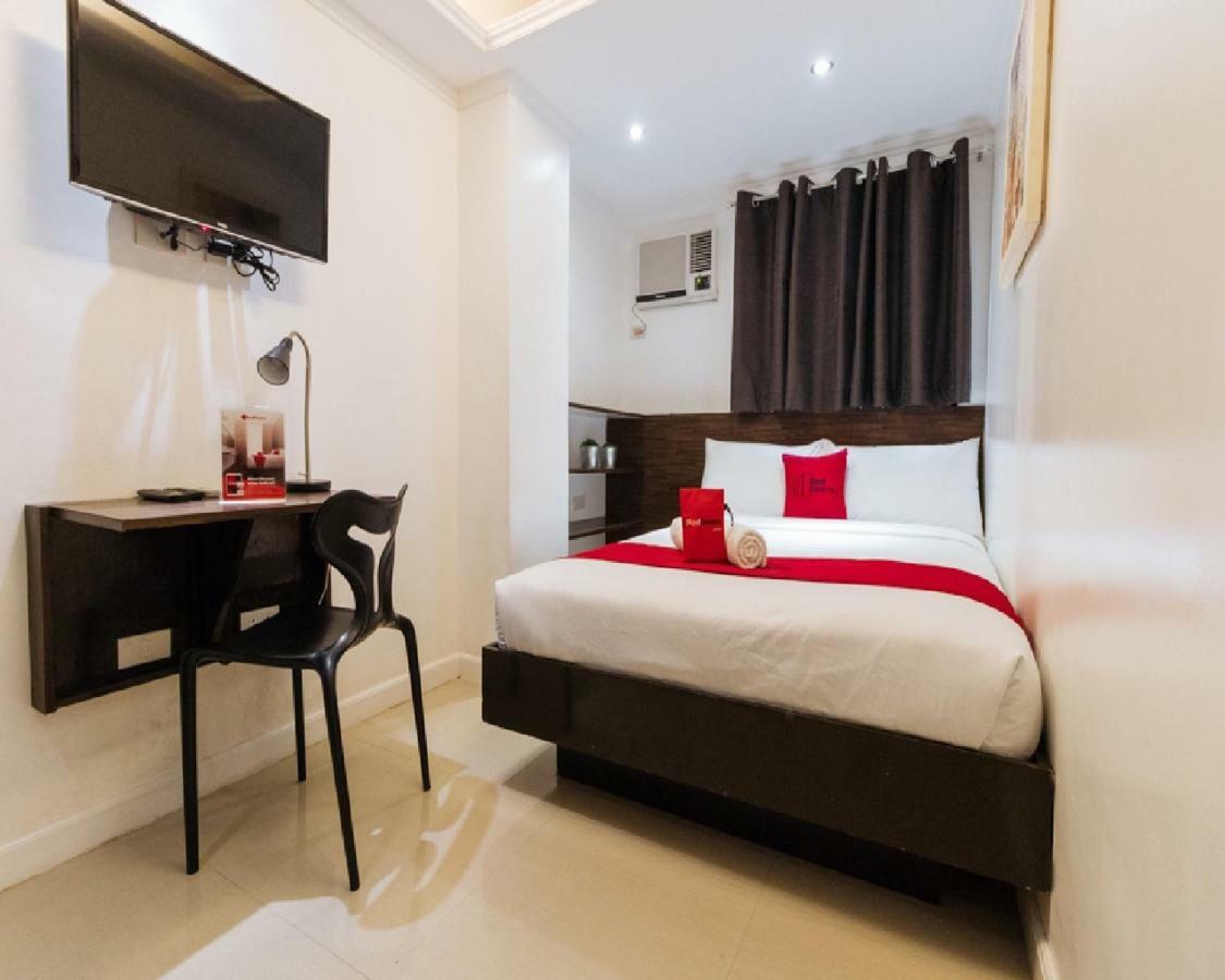 Reddoorz Plus @ Poblacion Makati Makati City Esterno foto